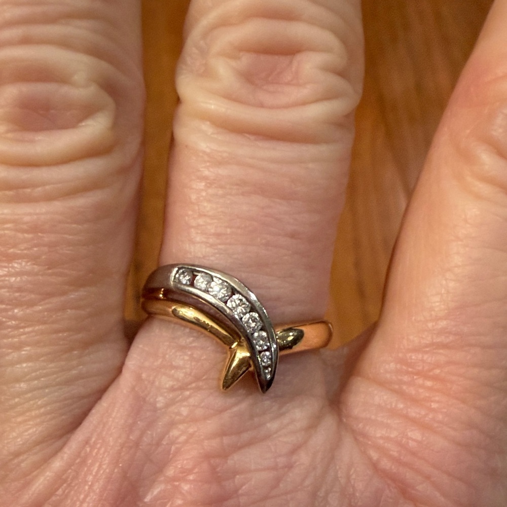 14k  Yellow and White Gold Women's Natural Diamond Ring